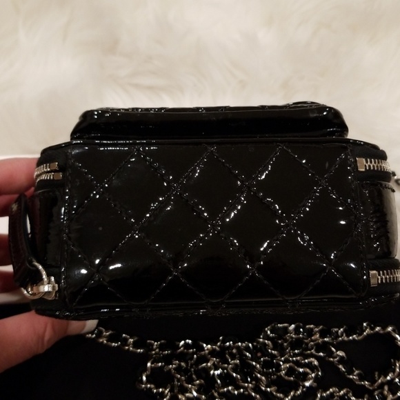 **SOLD**💯Auth Chanel Patent Mini Camera Crossbody - Picture 7 of 8